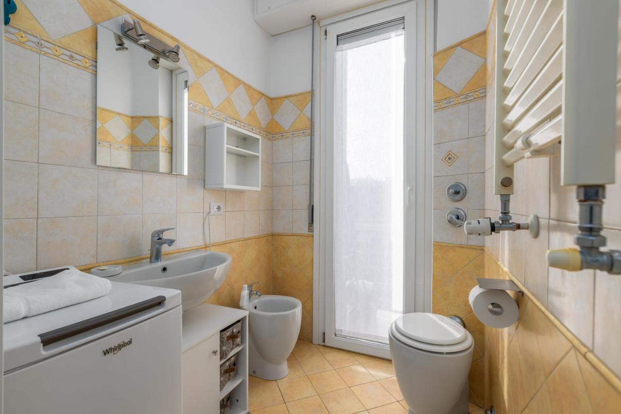 Maiolica Apartment - Free Parking And Great Connection To Linate And Duomo Mediolan Zewnętrze zdjęcie